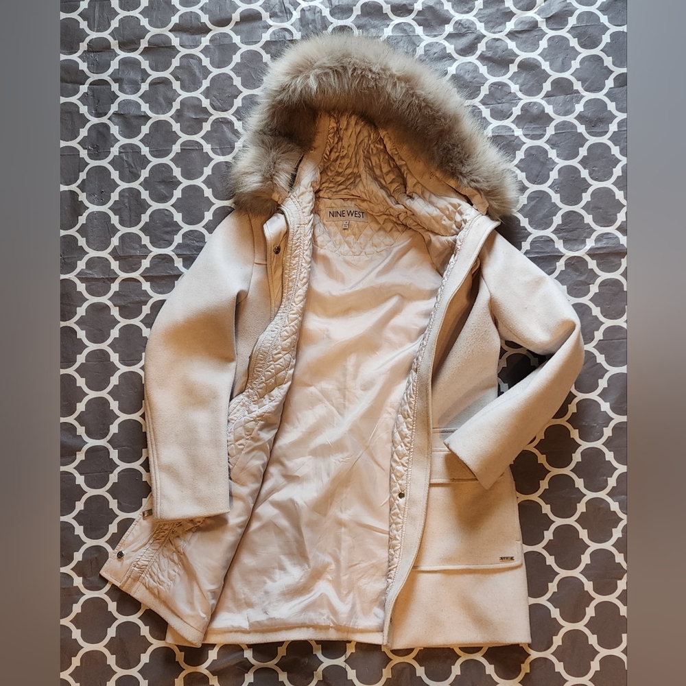 Nine West Women's MEDIUM Jacket with Faux Fur Trim
